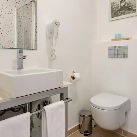 Casa Com Graca - Fully Equiped Studio In The Historical Center Lisbon Exterior photo